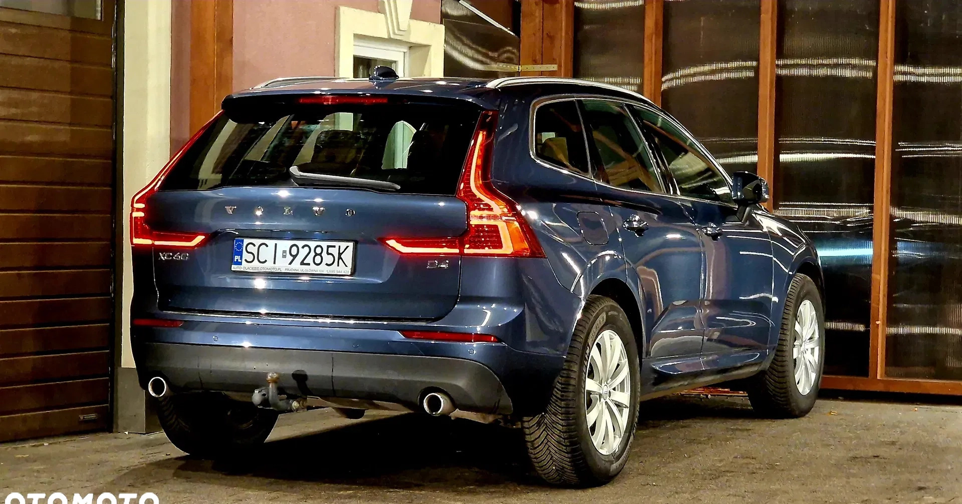 Volvo XC 60 cena 92999 przebieg: 250000, rok produkcji 2018 z Stary Sącz małe 667